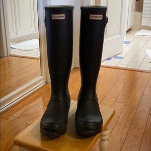 Navy tall hunter boots